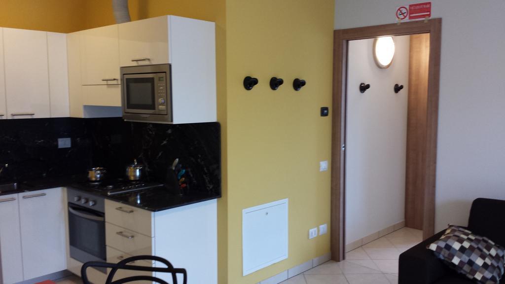 Residence Luna Di مونزا الغرفة الصورة